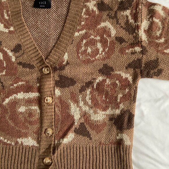 NWOT Vici Neutral Rose Cardigan - Picture 3 of 5